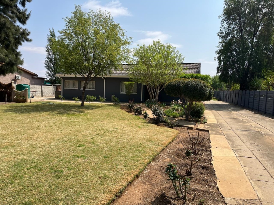 2 Bedroom Property for Sale in Bloemhof North West